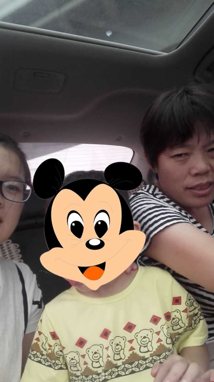 美女中秋同家人一道出游www.zuyujishishuchu.com 美女中秋同家人一道出游www.zuyujishishuchu.com